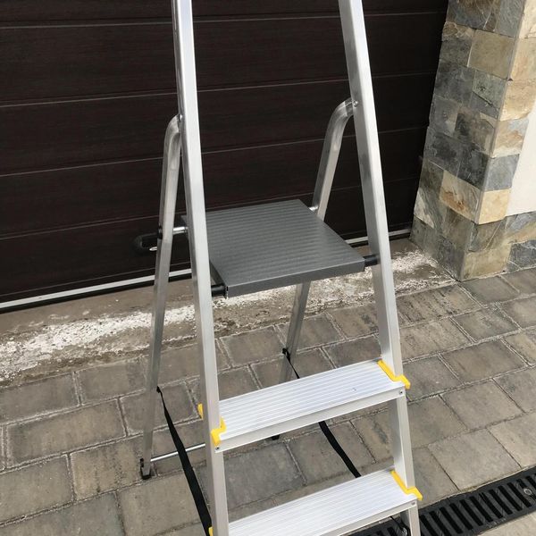 Односторонняя алюминиевая лестница Drabest PRO 5-ступенчатая 150 кг DRABEST_1Х5_PRO фото